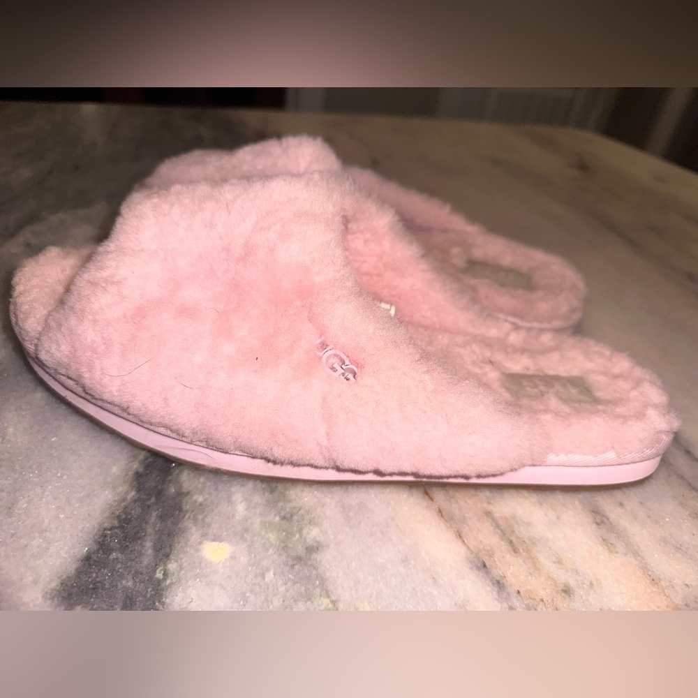 UGG Pink Fluff Slides